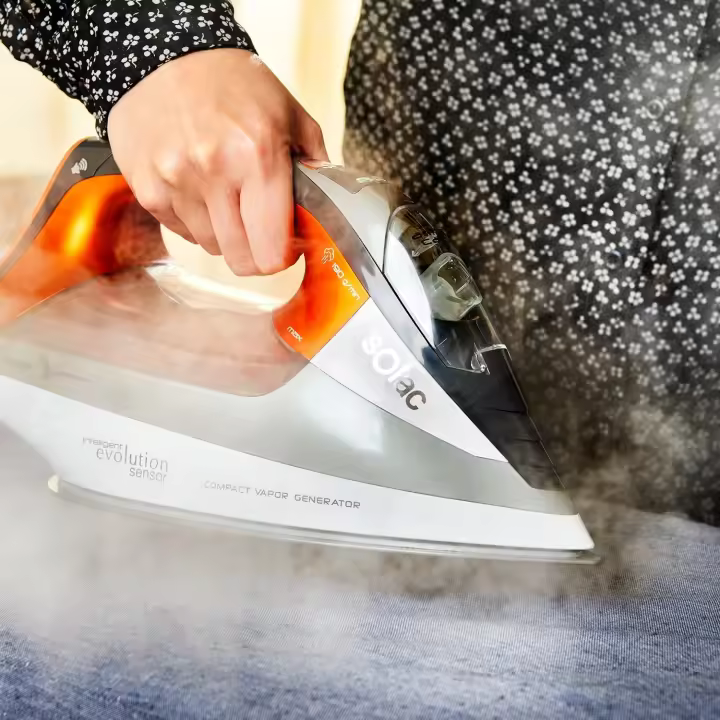 Centro de planchado 2800W Solac CVG9511  | Vapor continuo, Vapor Continuo Si, Suela antiadherente, Negro, Naranja, Blanco - 1