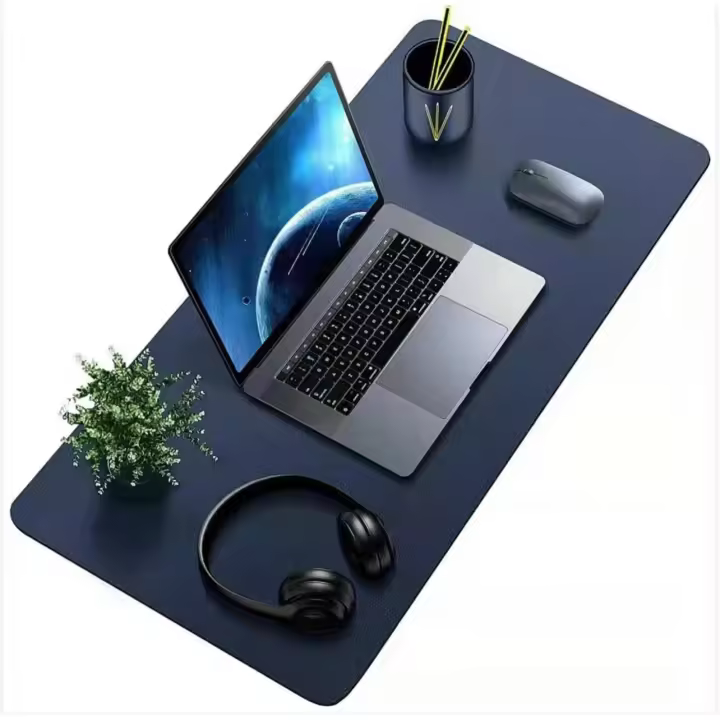 Alfombras de Raton y Teclado Escritorio, 800x400x2mm Esterilla del Escritorio de Oficina, Antideslizante and Impermeable en Cuero PU, Alfombras del Ordenador portátil en Color Liso, Negro Azul y Rosa - 1