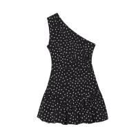 Ropa de mujer europea y americana falda corta de vestido de hombro inclinado de lunares de moda suave - details 1