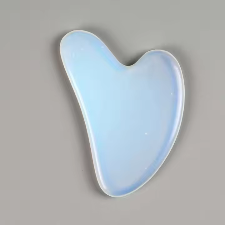 Herramienta de Masaje Facial de Piedra de Guasha con Diseño de Corazón - 1