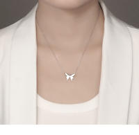 Collar de mariposa de plata esterlina 925, nicho ligero de lujo para mujer, diseño de gama alta, temperamento de viento frío simple, cadena de clavícula, cadena de cuello - details 2