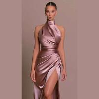 Elegante Vestido de Noche Largo Sexy Halter sin Espalda Alta y Abierto hasta la Cintura - details 4