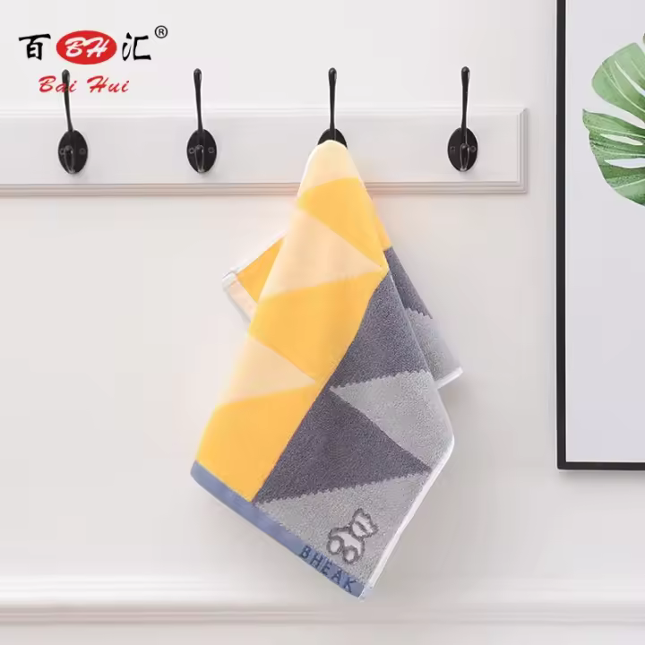 Toallas pequeñas de algodón para lavado de cara de jardín de infantes para niños, Jacquard de 32 hebras, Animal de dibujos animados, conejo - 1