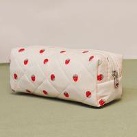 Bolsa De Maquillaje Para Mujer Estilo Fashion Con Diseño De Fresa Bolsa De Cosméticos Portátil Y Cute Bolso De Almacenamiento Para Viajes Cierre De Cremallera Material PU Y Algodón - details 6