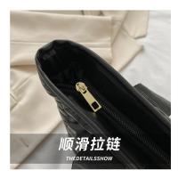 Moda señoras Tote bolsos de gran capacidad de algodón acolchado bolsa de compras rombo bolso portátil acolchado sólido para viajes de ocio - details 6