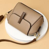 Bolso De Hombro Casual En Cuero PU Para Mujer Color Sólido Bolso Cruzado Con Cierre De Hebilla Y Cremallera - details 6