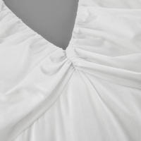 Vestido Xiaoxiangfeng de algodón y lino con cuello en V, manga abullonada y lazo, nuevo para otoño e invierno, versátil, de color blanco sólido. - details 15