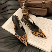 Nuevo nicho retro de gama alta con estampado de leopardo tacones altos temperamento elegante tacón fino sandalias puntiagudas - details 18
