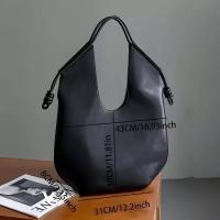 Bolso de nicho minimalista tote high sense 2025 verano nuevo gran capacidad de viaje hombro axila bolsa grande - details 0