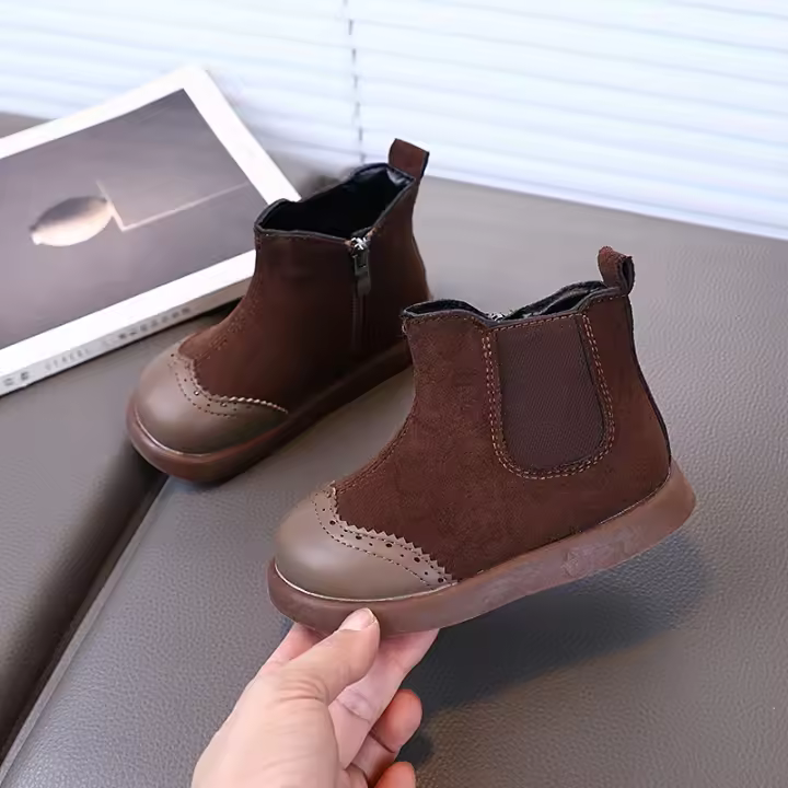 Botas de cuero con cremallera lateral y forro de terciopelo para niños, estilo retro británico. - 1