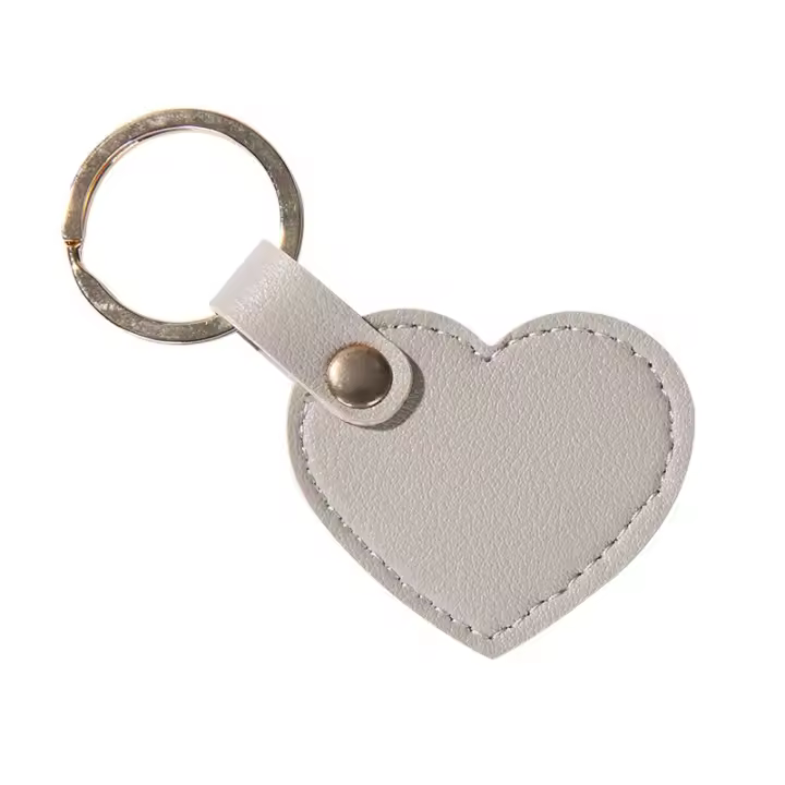 Llavero de Corazón de Cuero con Estilo Regalo de Colgante para Bolso de Coche para Mujeres - 1