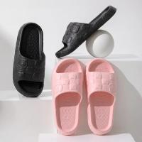 Chanclas de verano para mujer, sandalias de playa con diseño de oso de dibujos animados, chanclas para hombre con suela gruesa, zapatos antideslizantes para baño interior, sandalias para parejas - details 5