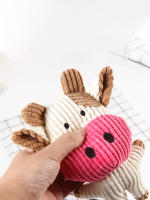 Juguetes de peluche de animales de vaca rosa para mascotas, juguetes chirriantes para masticar, silbidos, ardilla envuelta, lindo - details 2