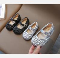 Zapatos de cuero con hebilla cuadrada para niña, calzado de princesa versátil, informal, elegante, primavera y otoño, 2024 - details 1