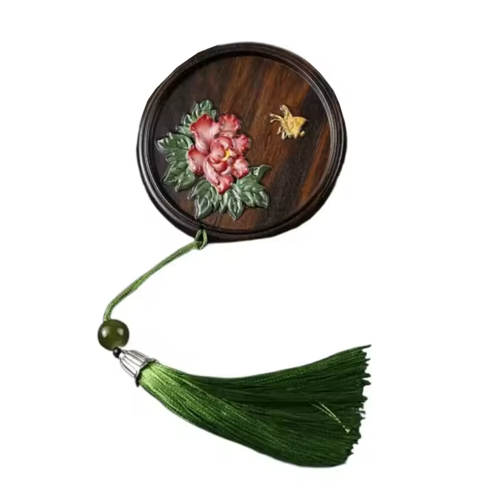 Espejo de mano portátil de estilo chino, espejo cosmético de madera con relieve de flor de urracal, borlas de pescado, espejo de maquillaje de bolsillo para vacaciones - 1