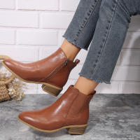 2025 otoño e invierno nuevas botas de mujer de tacón cuadrado de gran tamaño moda británica puntiagudas cómodas botas cortas delgadas tendencia de las mujeres. - details 4