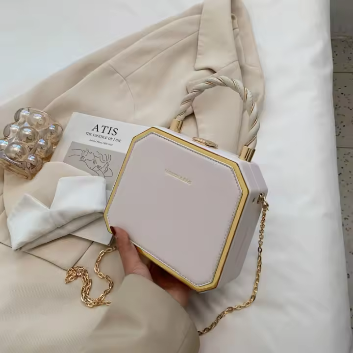 Bolso blanco de alta gama para mujer, nuevo bolso de caja de moda, bolso cruzado con cadena de moda Primavera/Verano - 1