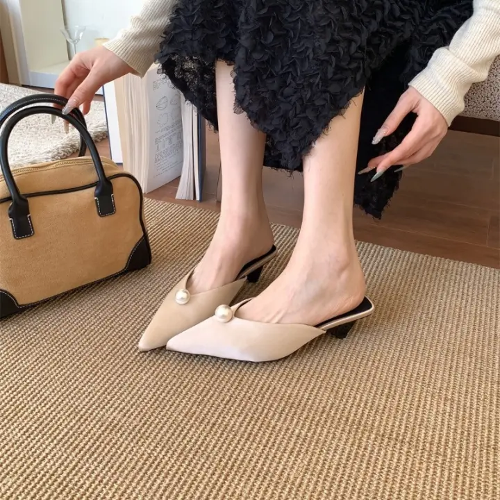 Baotou media zapatillas de las mujeres desgaste nueva perla puntiaguda hermosa boca en V tacón grueso moda perezoso - 1
