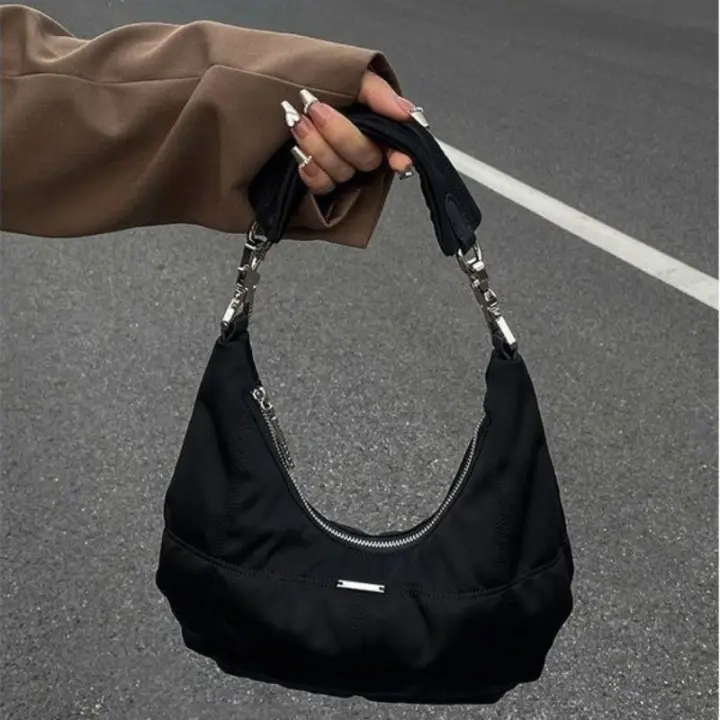 Nuevo negro retro día soleado bolsa de nube oscura diseño de nicho casual moda hombro axila bolsa - 1