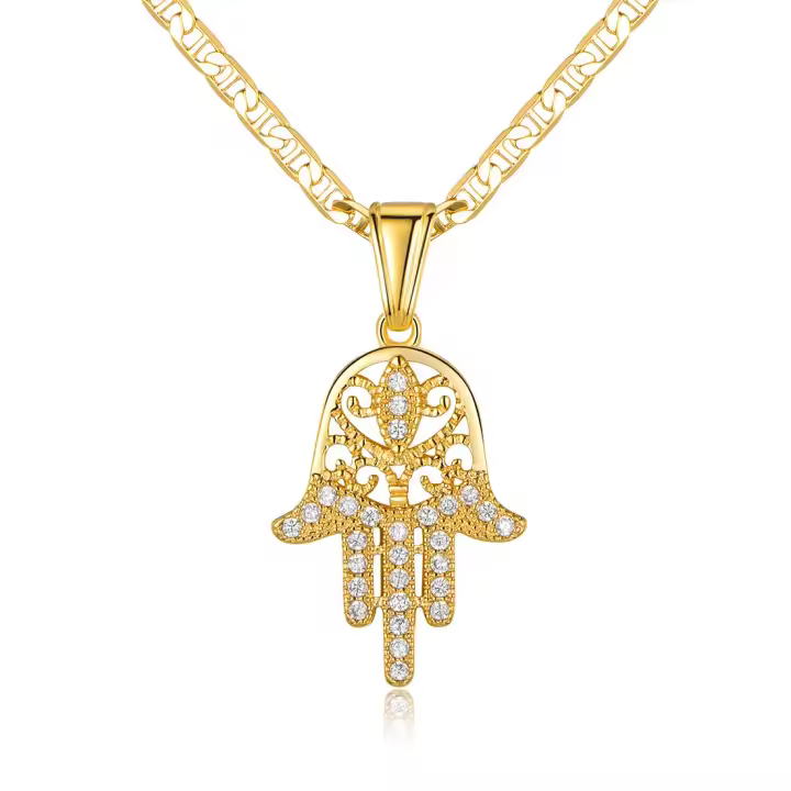 Ewensoo Collar de cadena plano Mariner/Marina 060 de 3 mm chapado en oro de 18 quilates con colgante de mano de Hamsa - 1