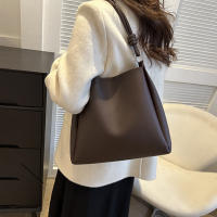 Bolso de hombro para mujer, bolso cruzado con cierre de botón de gran capacidad - details 4