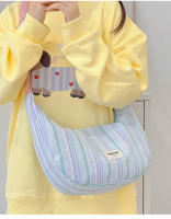 Bolso de mensajero de gran capacidad para estudiantes informales, nuevo bolso de hombro versátil a rayas de color en contraste para mujer, bolso de viaje personalizado tipo dumpling. - details 33