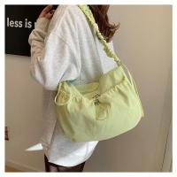 Bolso de hombro plisado de nailon a la moda, bolso cruzado con cordón de estilo coreano de Color sólido, bolso de mano ligero de gran capacidad para niñas - details 26