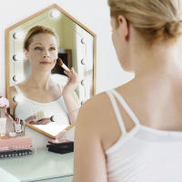 Kit de luces para espejo de tocador regulables con 10 bombillas LED estilo Hollywood para tocador de maquillaje con fuente de alimentación USB tira de iluminación (espejo no incluido) - details 4
