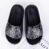 Diseño de moda creativo 2021 Zapatillas de color Diapositivas de dibujos animados para hombres y mujeres - details 8