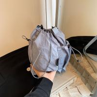 Bolso tipo cubo con cordón de estilo coreano, bandolera de nailon de gran capacidad de Color sólido, bolso de hombro de malla con correa ajustable - details 3