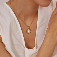 Collar con colgante de perlas de temperamento de acero inoxidable para mujer, diseño de nicho que combina con todo - details 8