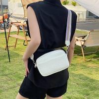 Bolso bandolera multicapa de color sólido para mujer, bolso de hombro con correa ancha de cuero PU - details 9