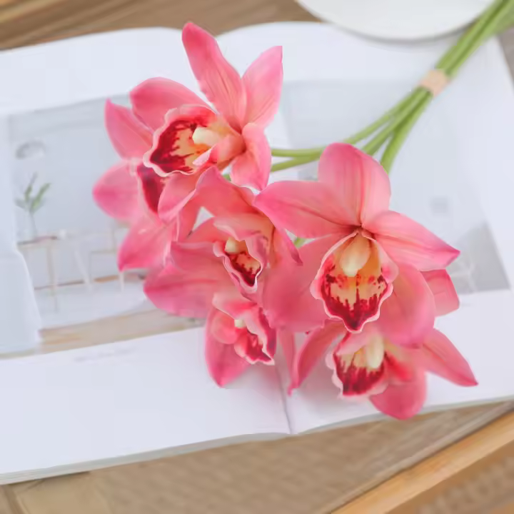 Ramo de orquídeas artificiales de 6 uds., 6 cabezas, tacto Real, ramas de Magnolia hechas a mano, flor falsa elegante realista, decoración de cumpleaños - 1