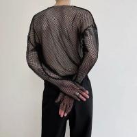 Camiseta larga de malla para hombre, con estilo de club nocturno, transpirable, con encaje y manga larga, para escenario. Mi armario solo necesita lo que me gusta - details 4