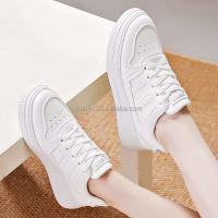 Nuevo 2025 zapatos para caminar informales blancos, marca de calzado deportivo para niñas de baja altura - details 2