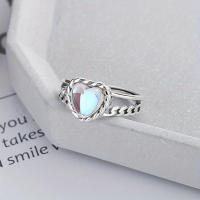 Anillo de corazón abierto de doble capa de plata de ley 925 con diseño de tejido de piedra lunar, elegante y moderno - details 2