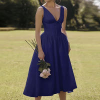 Verano nuevo temperamento commuter color sólido cuello en V halter falda vestido largo medio - details 4