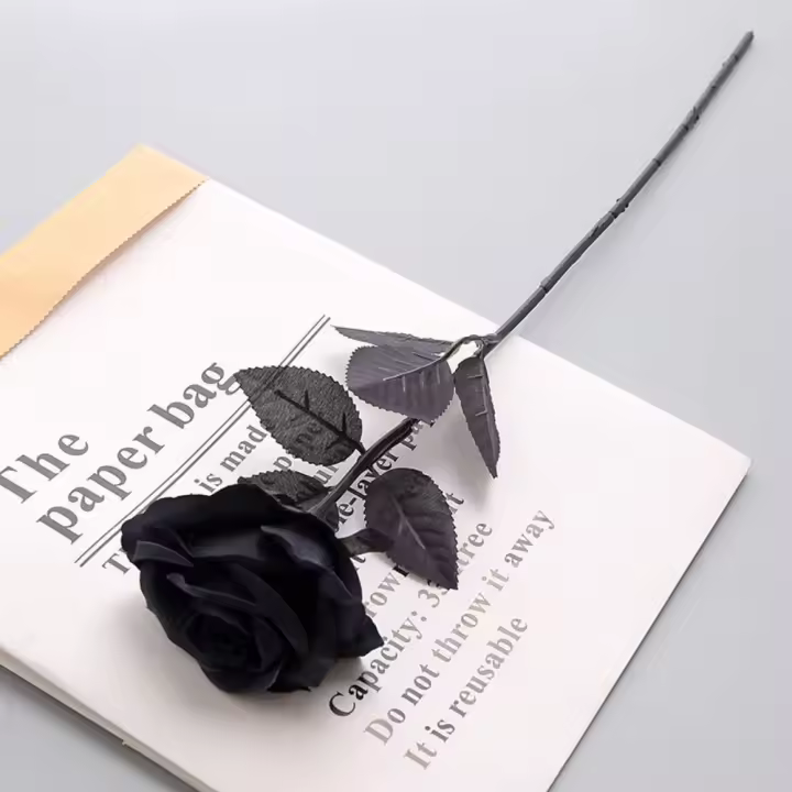 Ramo de 5 piezas de rosas artificiales negras, tallo único, flor negra para Halloween, flores falsas de seda para fiesta, 50cm - 1