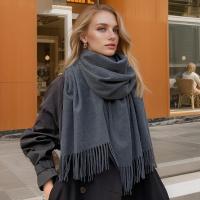 Bufanda de Cachemira de Color liso para mujer, chales gruesos y cálidos de Pashmina con borlas, manta femenina, Hijab, 2024 - details 9