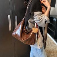 Bolso Hobo sencillo con colgante de bolso de hombro de cuero de PU estilo coreano con cremallera bolso cruzado de Color sólido bolso de mujer - details 9