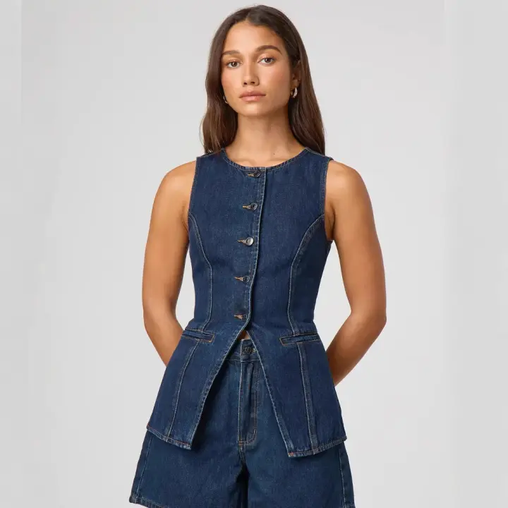 2025 Primavera/Verano Nueva moda Sin mangas Cintura alta, Conjunto de pantalones cortos de vaquero sueltos - 1