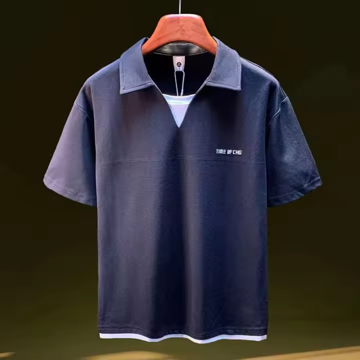 Novedad de verano de 2021: polo falso de dos piezas, camisa fina holgada de manga corta con cuello en V para hombre y cuello plegable - 1