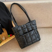 Bolso de mano acolchado de plumas para mujer, bolsa de hombro de gran capacidad, alta calidad, Color sólido, Invierno - details 18
