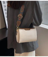 Bolso de mensajero de hombro versátil, nuevo, moderno y versátil, casual. - details 12