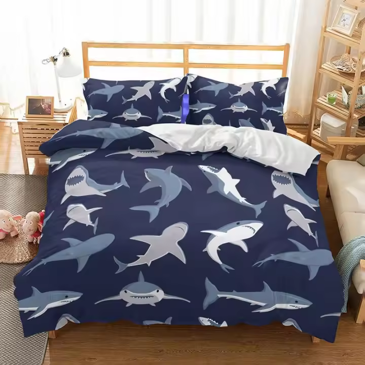 Juego de Funda Nórdica de Microfibra Forma de Tiburón y 2 Almohadas Tamaño 160x200 cm y 70x80 cm - 1