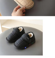 Iluminación Zapatos de algodón para niños Zapatos de bebé para niños de invierno Botas de algodón cálidas con forro polar para niñas Botas cortas de nieve para niños - details 9