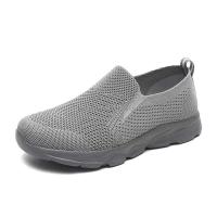 Nuevos zapatos deportivos negros transpirables para hombre, planos, cómodos, antideslizantes, suaves y para personas mayores, tela de malla ligera para fitness - details 0
