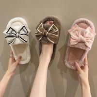 Zapatillas de Encaje para el Hogar Suaves y Elegantes Plataforma de Peluche con Diseño de Amor - details 3