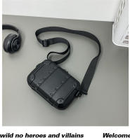 Bolso de remache personalizado para hombres de moda, popular bolso cuadrado pequeño blanco fresco, bolso de mensajero de hombro para mujeres de moda. - details 37