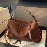 Glovento - Bolso Tote Vintage Piel Gamuza Mate, Bandolera Bajo Brazo Multiway 2024, Diseño Exclusivo Invierno - details 5